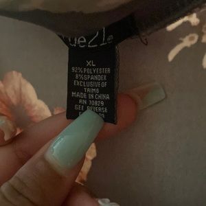 Size XL floral long sleeve